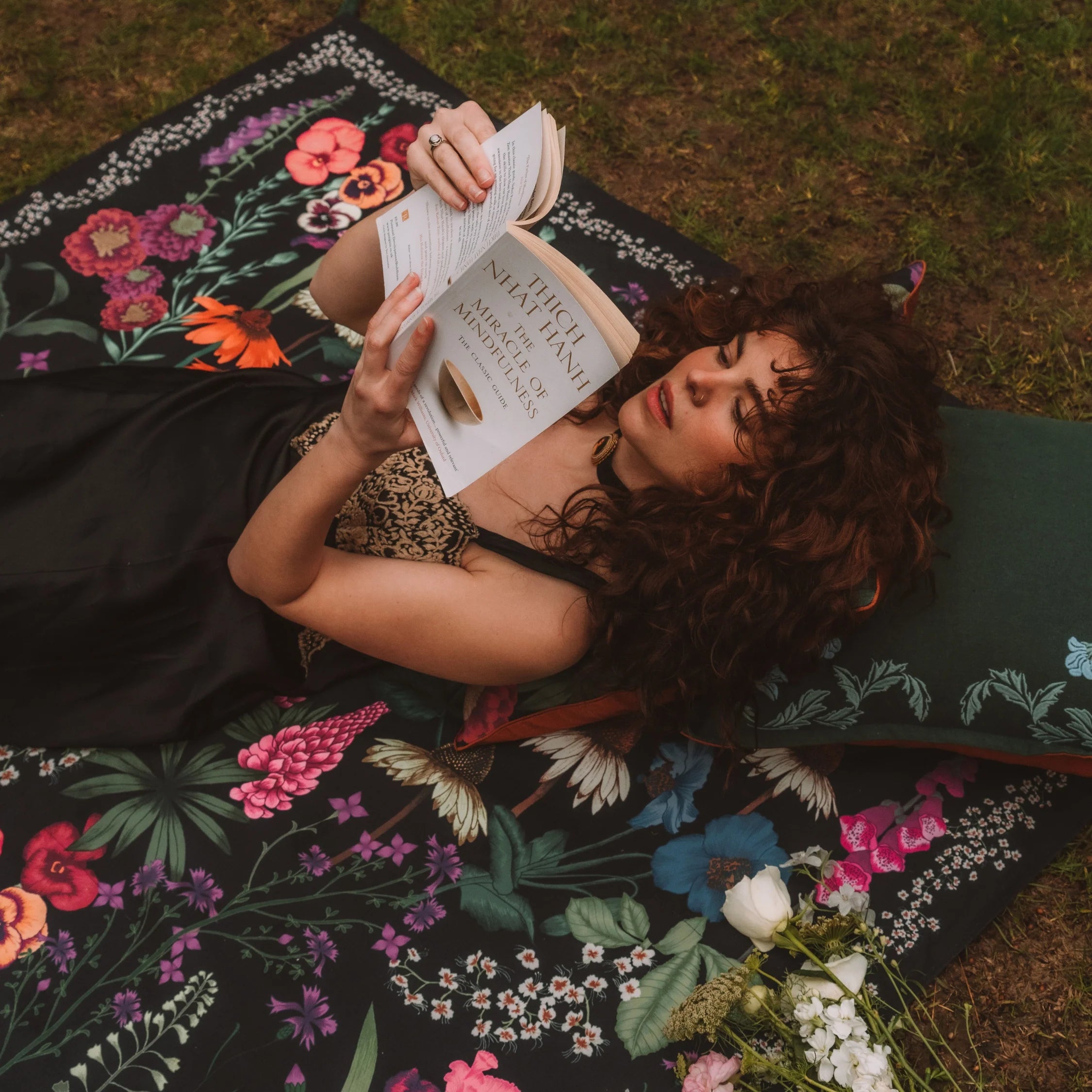 Flourish Picnic Rug - Clover