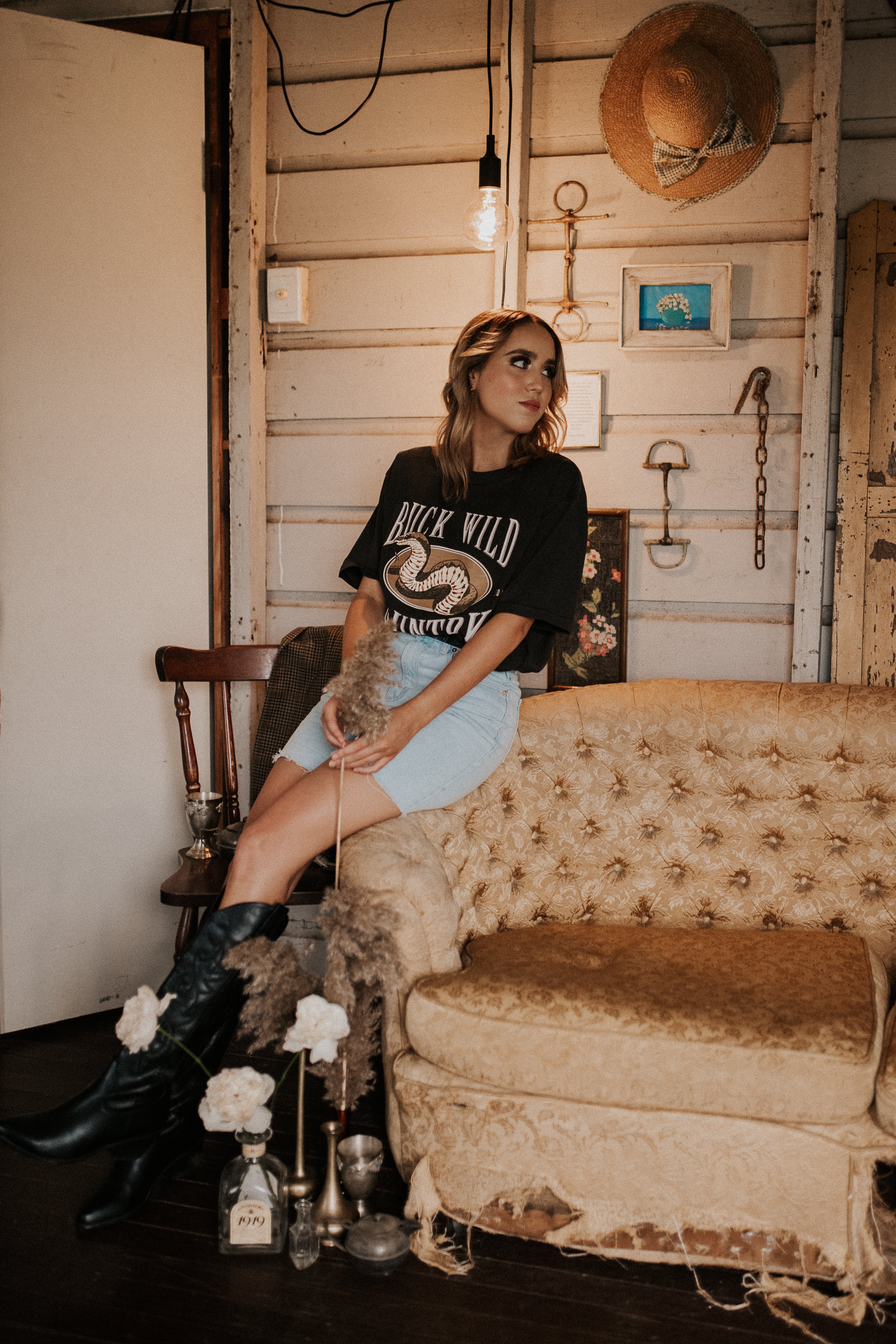 BROWN SNAKE COUNTRY T-SHIRT