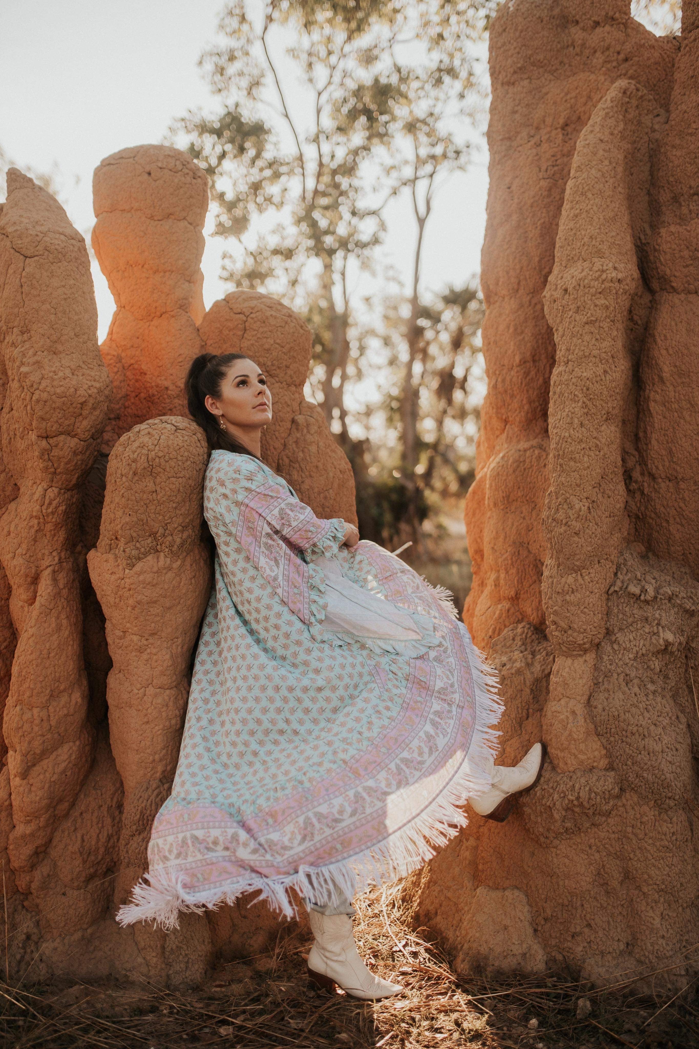 BLOOMING WILD LADIES KIMONO