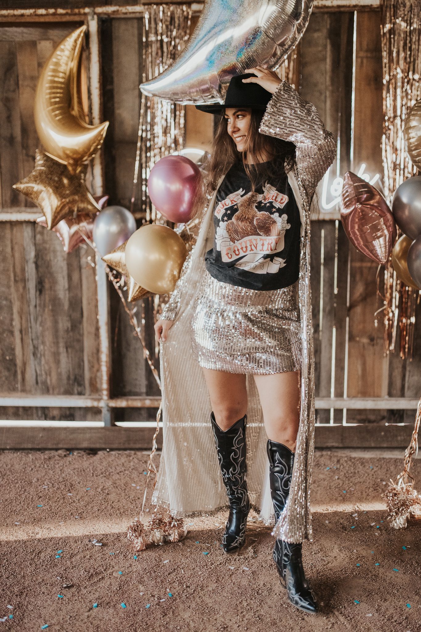 WILD ON WINGS TEE