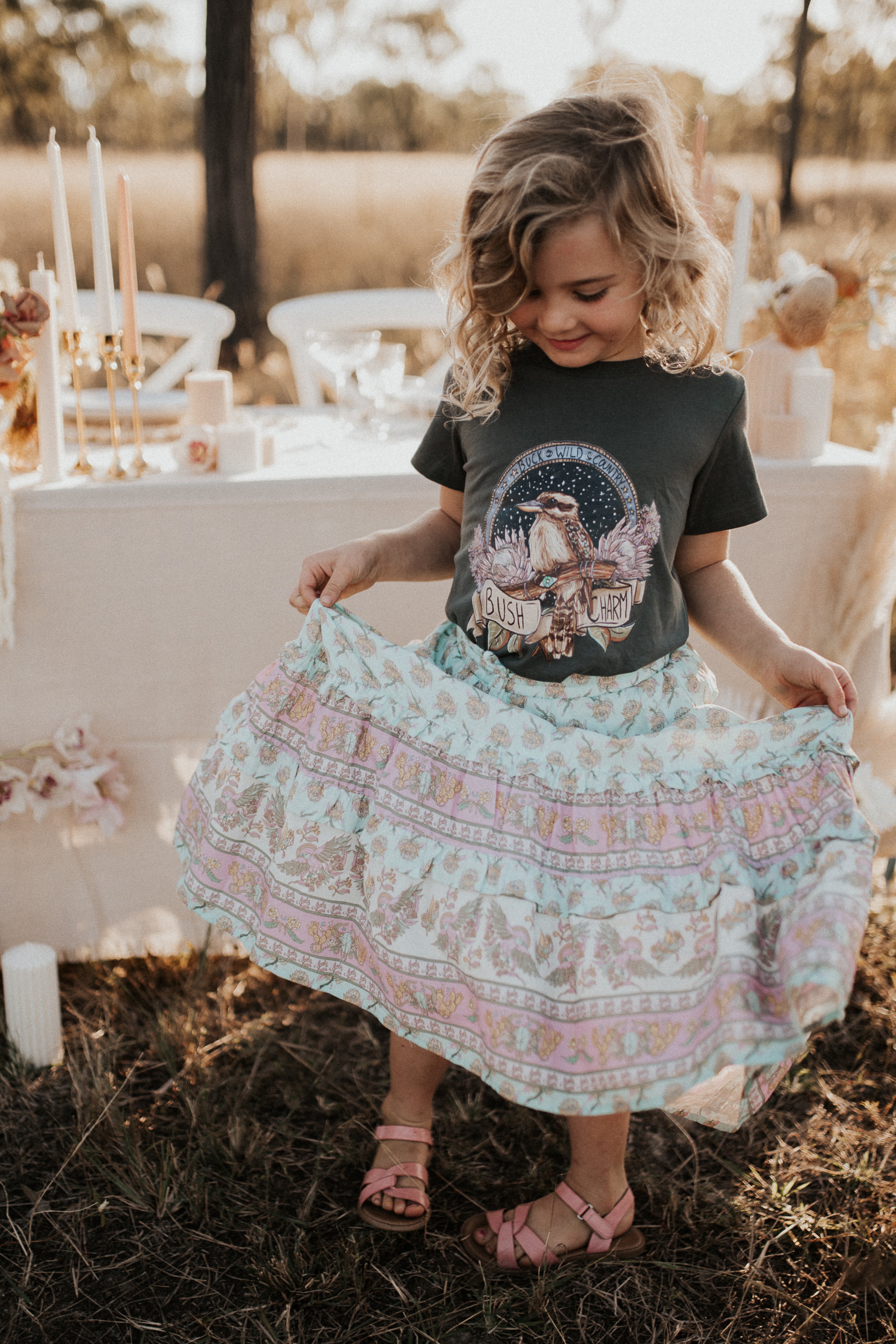 LITTLE BUSH CHARM COAL T-SHIRT